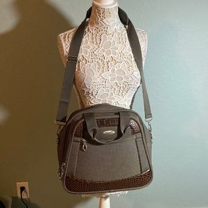 Like new Olympia Travel Makeup Case Tan brown